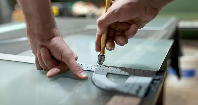 Glass Scratch Repair in Hallandale Beach, FL