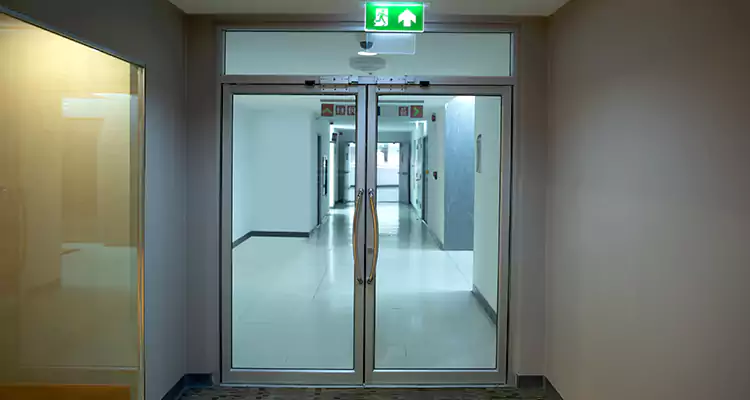 Emergency Glass Door Repair in Hallandale Beach, FL