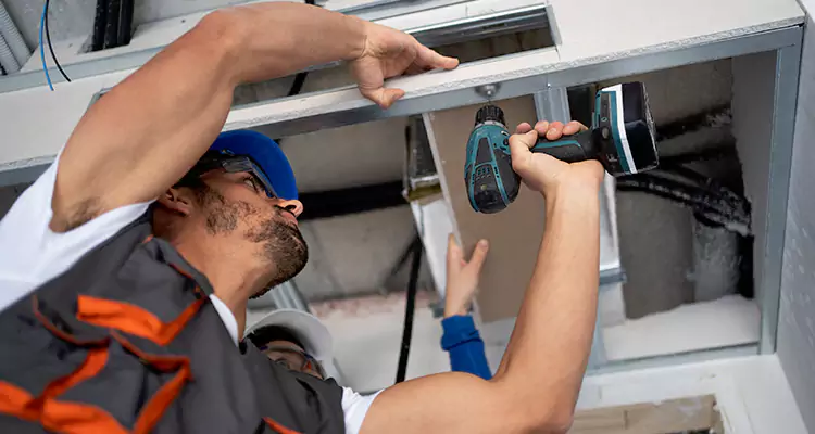 Emergency Overhead Door Repair in Hallandale Beach, FL