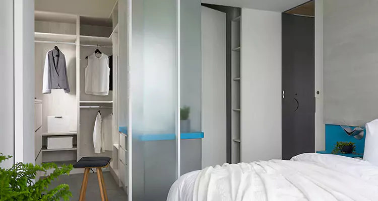 Closet Door Bi Fold Installation in Hallandale Beach, FL
